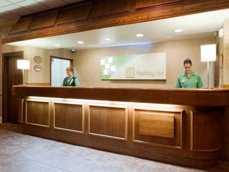 Holiday Inn Express & Suites Fond Du Lac By Ihg Exterior foto